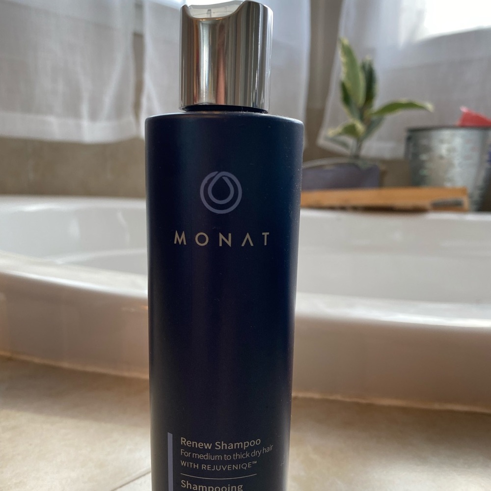 Monat Renew Shampoo
